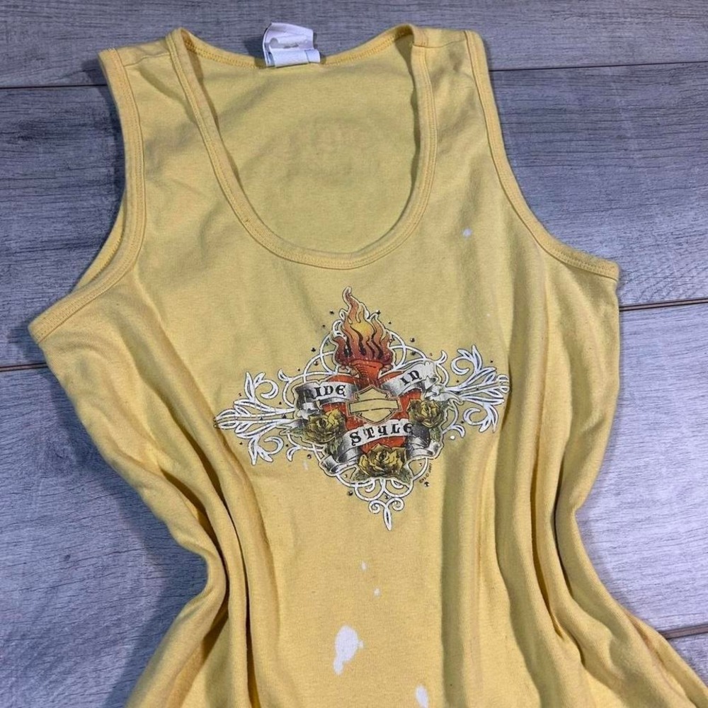 Yellow and red Y2K rhinestone Harley Davidson style tank top Size measures M